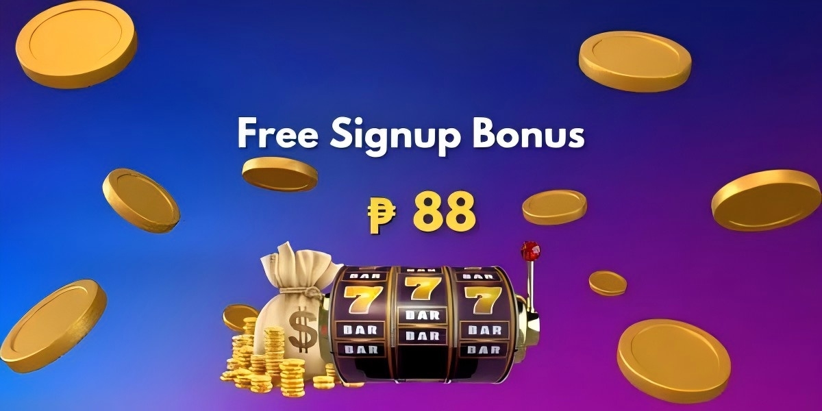 FB7771 welcome bonus banner with casino chips and gold coins